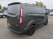 2.0 300 EcoBlue Limited Panel Van 5dr Diesel Auto L1 H1 Euro 6 (170 ps)