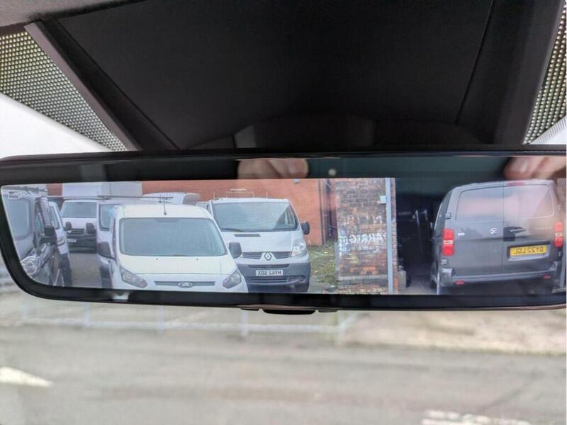 Ford 2.0 300 EcoBlue Limited Panel Van 5dr Diesel Auto L1 H1 Euro 6 (170 ps)