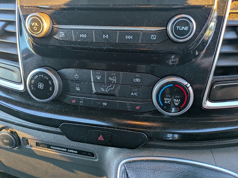 Ford 2.0 280 EcoBlue Limited Panel Van 5dr Diesel Manual L1 H1 Euro 6 (130 ps)