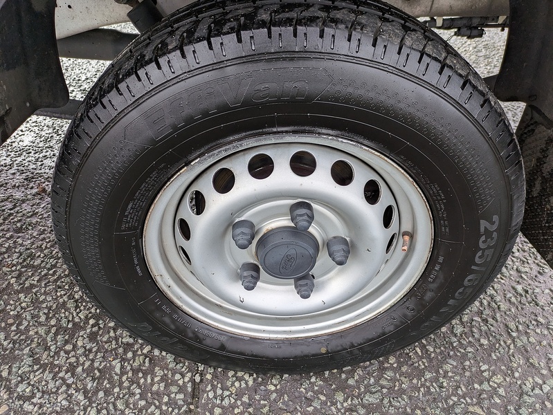 Ford 2.0 350 EcoBlue Leader Chassis Cab 2dr Diesel Manual RWD L3 Euro 6 (s/s) (130 ps)