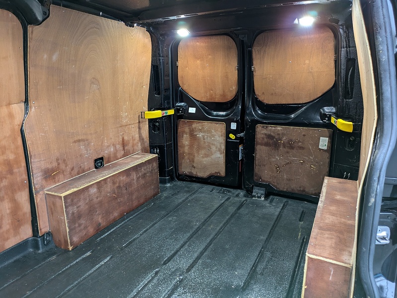 Ford 2.0 280 EcoBlue Limited Panel Van 5dr Diesel Manual L1 H1 Euro 6 (s/s) (130 ps)