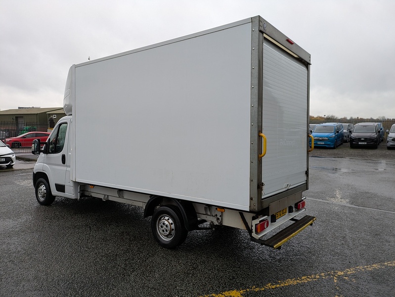 Peugeot BlueHDi 335 Built for Business 2.2  Luton Box van Manual Diesel
