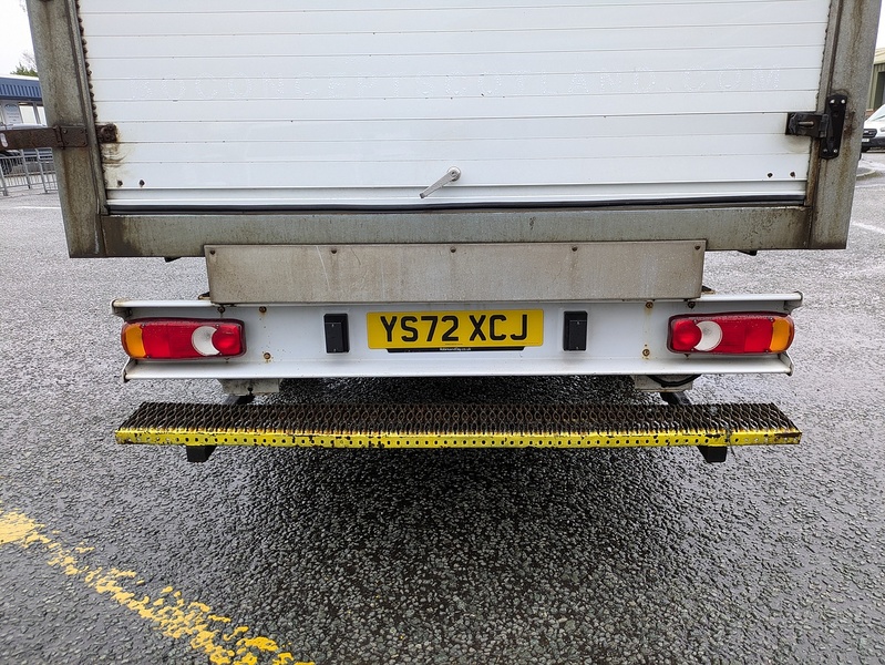 Peugeot BlueHDi 335 Built for Business 2.2  Luton Box van Manual Diesel