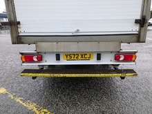 BlueHDi 335 Built for Business 2.2  Luton Box van Manual Diesel