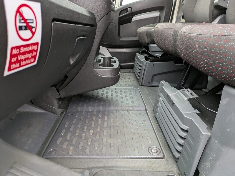 Peugeot BlueHDi 335 Built for Business 2.2  Luton Box van Manual Diesel