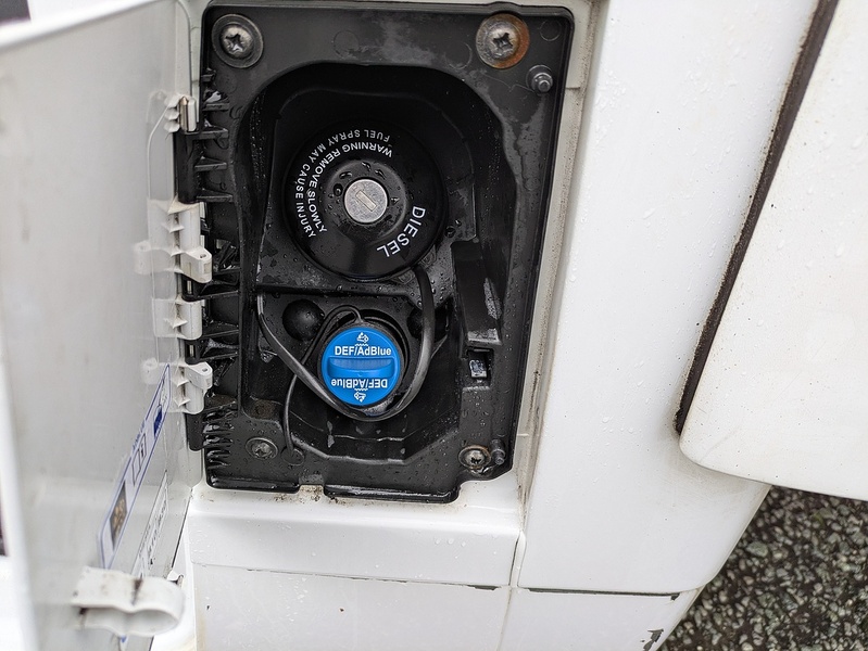 Peugeot BlueHDi 335 Built for Business 2.2  Luton Box van Manual Diesel