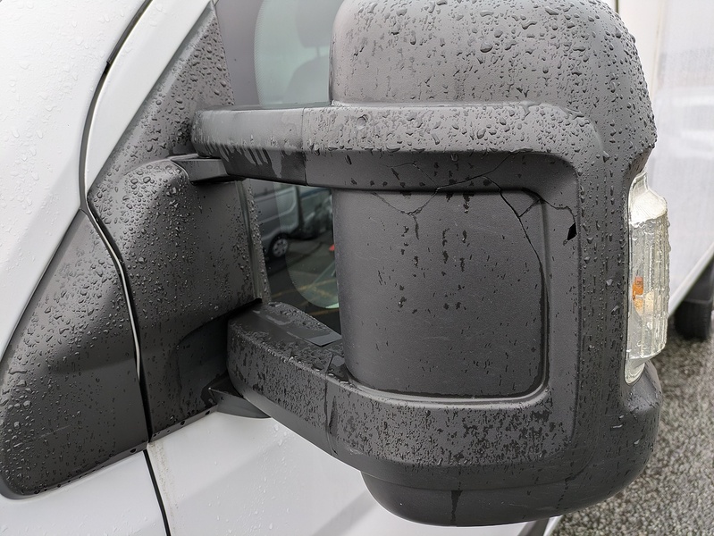 Peugeot BlueHDi 335 Built for Business 2.2  Luton Box van Manual Diesel