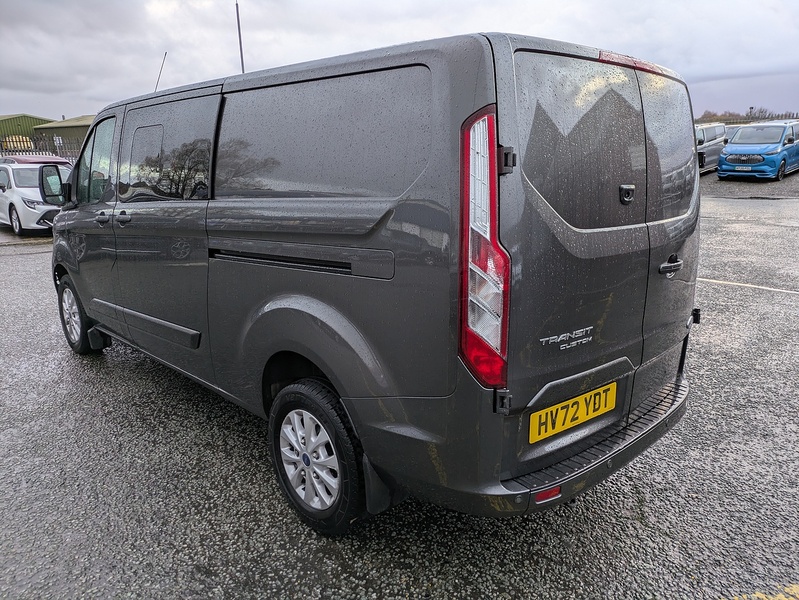 Ford 2.0 320 EcoBlue Limited Crew Van Double Cab 5dr Diesel Manual L2 H1 Euro 6 (s/s) (130 ps)