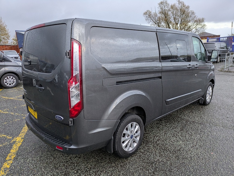 Ford 2.0 320 EcoBlue Limited Crew Van Double Cab 5dr Diesel Manual L2 H1 Euro 6 (s/s) (130 ps)