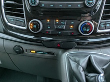 2.0 320 EcoBlue Limited Crew Van Double Cab 5dr Diesel Manual L2 H1 Euro 6 (s/s) (130 ps)