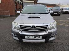 3.0 D-4D Invincible X Pickup Double Cab 4dr Diesel Auto 4WD Euro 5 (Hi Over) (171 ps)