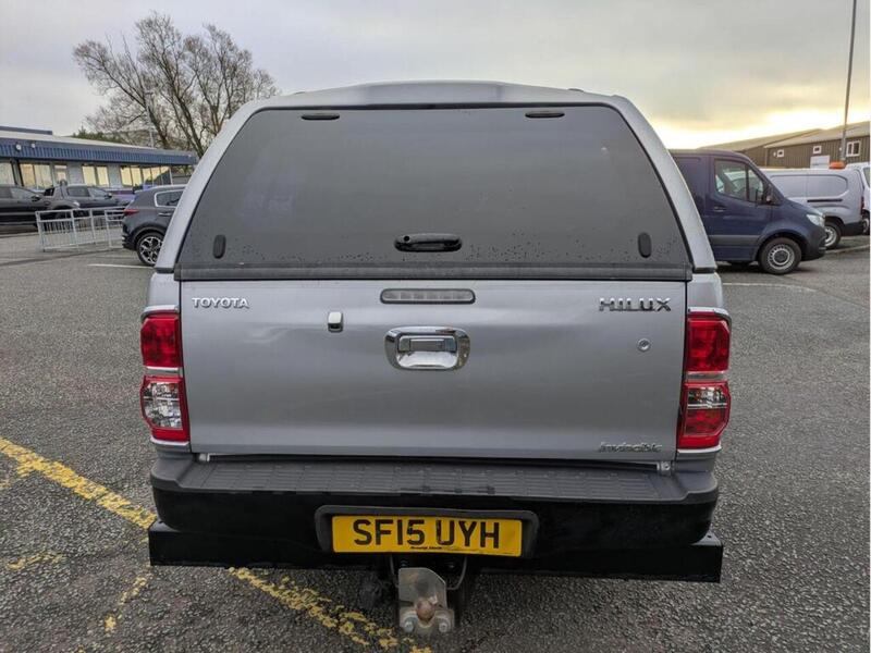 Toyota 3.0 D-4D Invincible X Pickup Double Cab 4dr Diesel Auto 4WD Euro 5 (Hi Over) (171 ps)