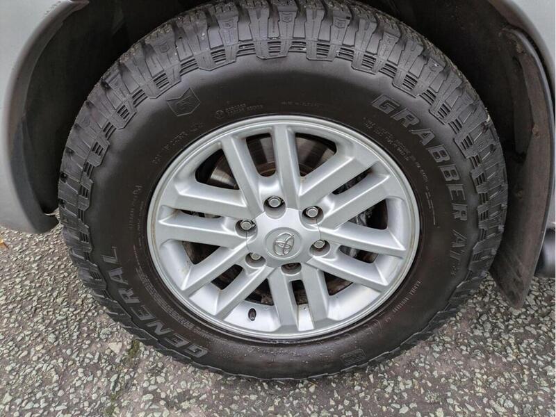 Toyota 3.0 D-4D Invincible X Pickup Double Cab 4dr Diesel Auto 4WD Euro 5 (Hi Over) (171 ps)