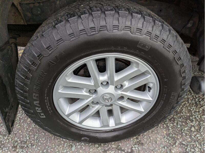 Toyota 3.0 D-4D Invincible X Pickup Double Cab 4dr Diesel Auto 4WD Euro 5 (Hi Over) (171 ps)