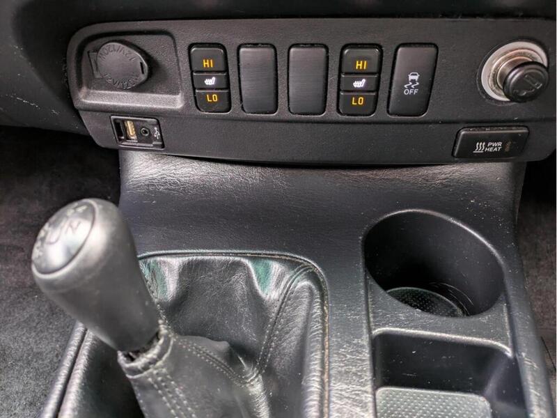 Toyota 3.0 D-4D Invincible X Pickup Double Cab 4dr Diesel Auto 4WD Euro 5 (Hi Over) (171 ps)