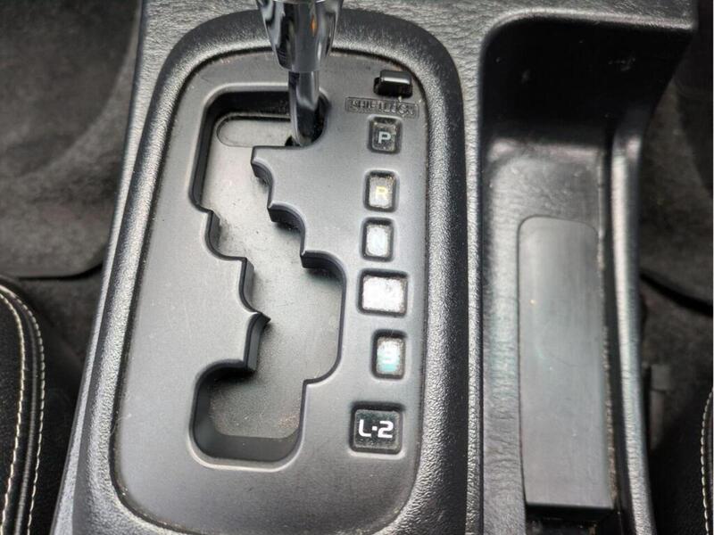 Toyota 3.0 D-4D Invincible X Pickup Double Cab 4dr Diesel Auto 4WD Euro 5 (Hi Over) (171 ps)