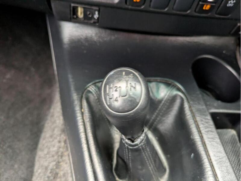 Toyota 3.0 D-4D Invincible X Pickup Double Cab 4dr Diesel Auto 4WD Euro 5 (Hi Over) (171 ps)