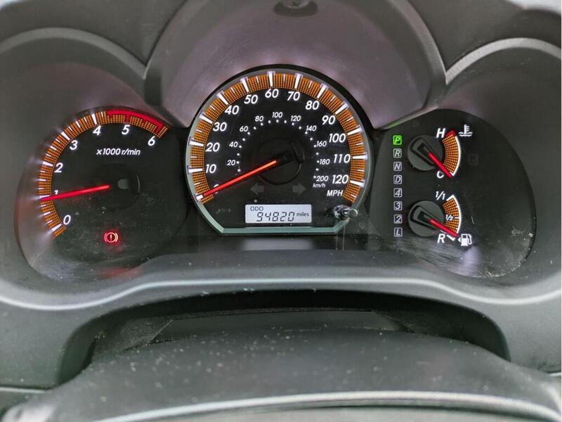 Toyota 3.0 D-4D Invincible X Pickup Double Cab 4dr Diesel Auto 4WD Euro 5 (Hi Over) (171 ps)