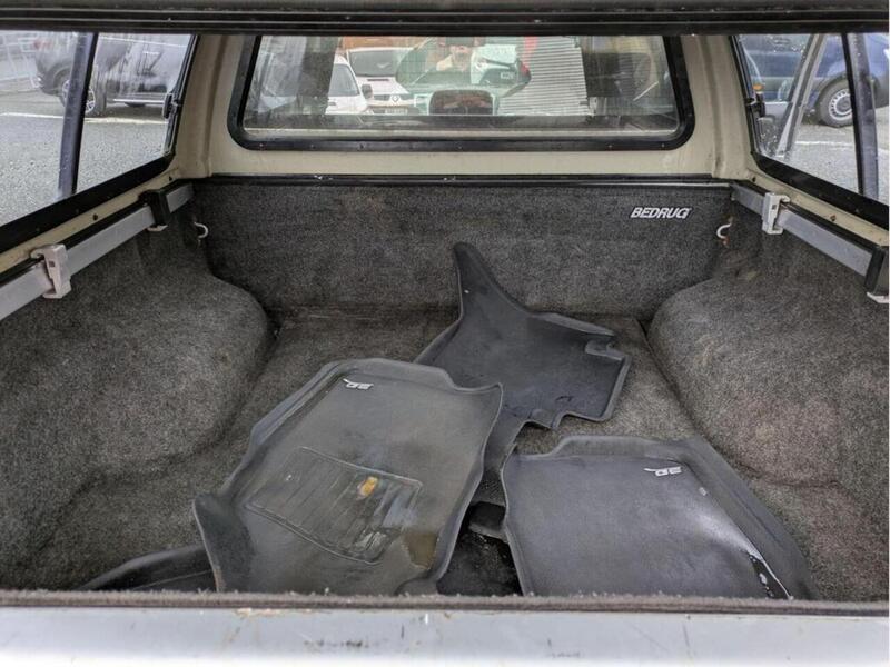 Toyota 3.0 D-4D Invincible X Pickup Double Cab 4dr Diesel Auto 4WD Euro 5 (Hi Over) (171 ps)