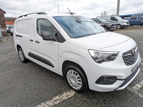 Vauxhall 1.5 Turbo D 2300 Sportive Panel Van 6dr Diesel Manual L2 H1 Euro 6 (100 ps)
