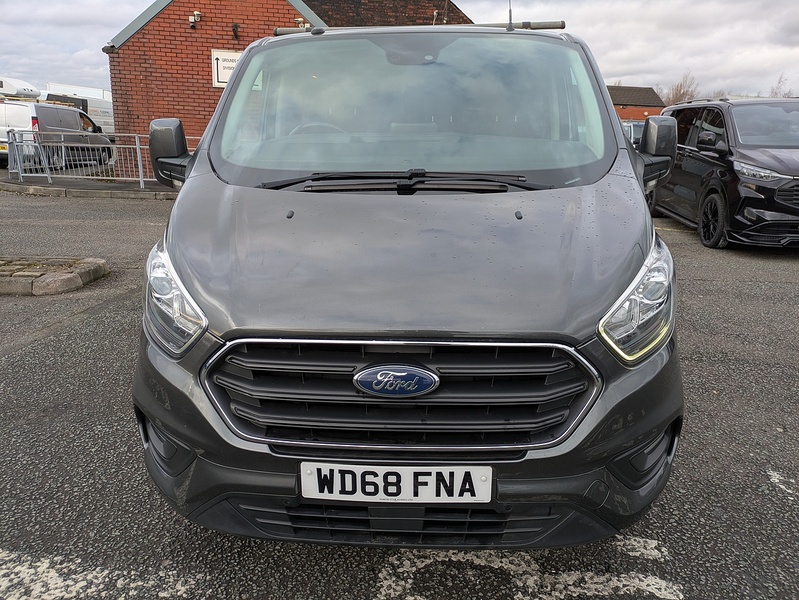 Ford 2.0 320 EcoBlue Limited Crew Van Double Cab 5dr Diesel Manual L1 H1 Euro 6 (6 Seat) (130 ps)