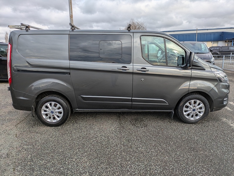 Ford 2.0 320 EcoBlue Limited Crew Van Double Cab 5dr Diesel Manual L1 H1 Euro 6 (6 Seat) (130 ps)