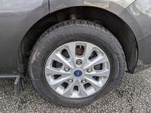 2.0 320 EcoBlue Limited Crew Van Double Cab 5dr Diesel Manual L1 H1 Euro 6 (6 Seat) (130 ps)