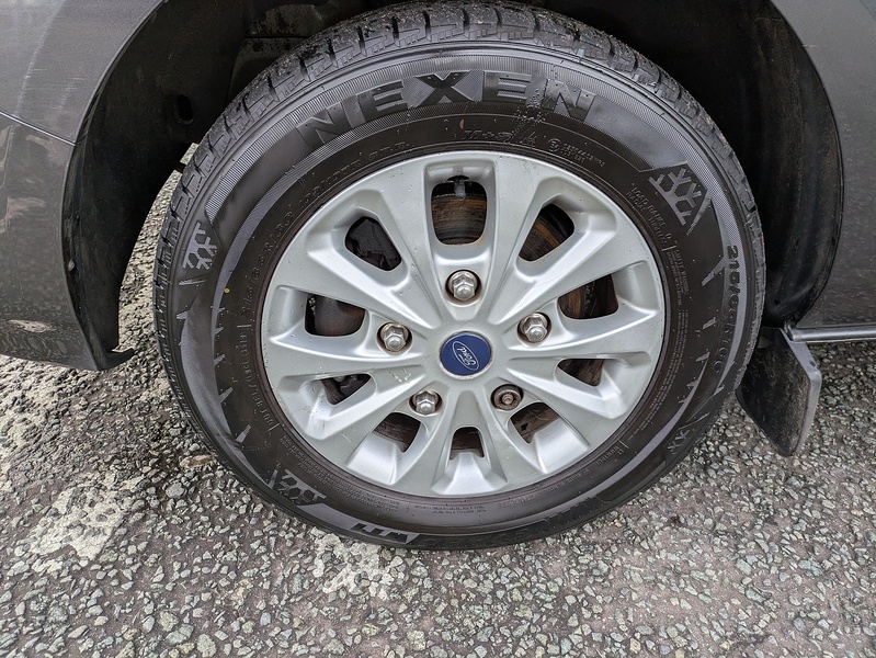 Ford 2.0 320 EcoBlue Limited Crew Van Double Cab 5dr Diesel Manual L1 H1 Euro 6 (6 Seat) (130 ps)