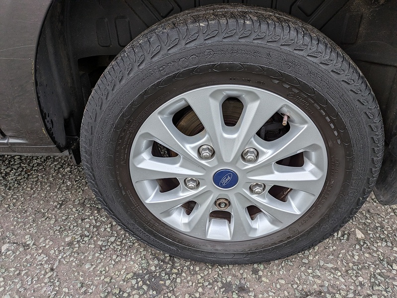 Ford 2.0 320 EcoBlue Limited Crew Van Double Cab 5dr Diesel Manual L1 H1 Euro 6 (6 Seat) (130 ps)