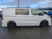 2.0 320 EcoBlue Limited Crew Van Double Cab 5dr Diesel Auto L1 H1 Euro 6 (s/s) (136 ps)