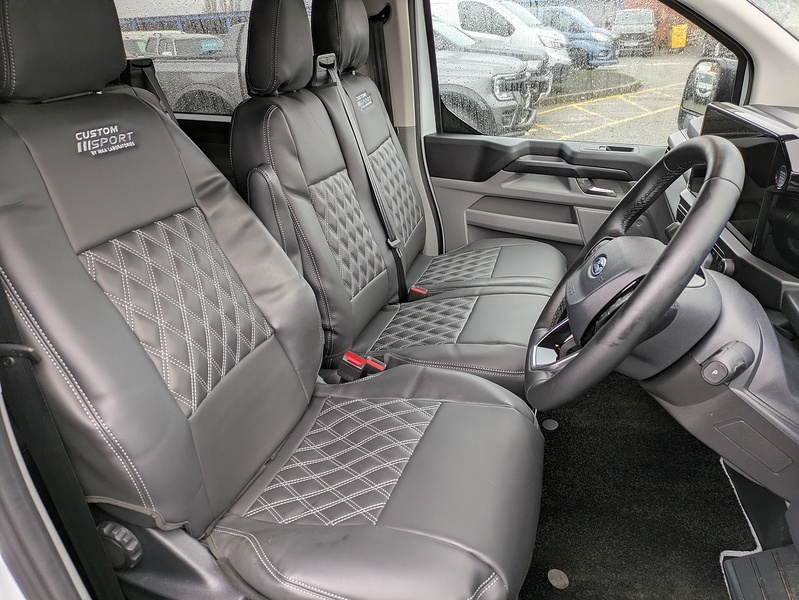 Ford 2.0 320 EcoBlue Limited Crew Van Double Cab 5dr Diesel Auto L1 H1 Euro 6 (s/s) (136 ps)