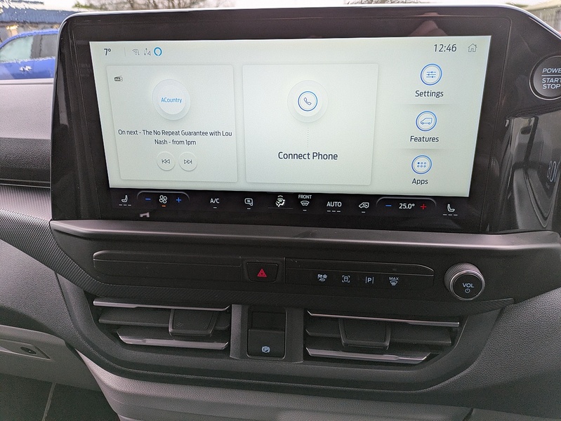 Ford 2.0 320 EcoBlue Limited Crew Van Double Cab 5dr Diesel Auto L1 H1 Euro 6 (s/s) (136 ps)