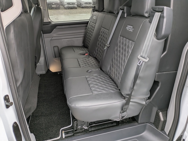 Ford 2.0 320 EcoBlue Limited Crew Van Double Cab 5dr Diesel Auto L1 H1 Euro 6 (s/s) (136 ps)