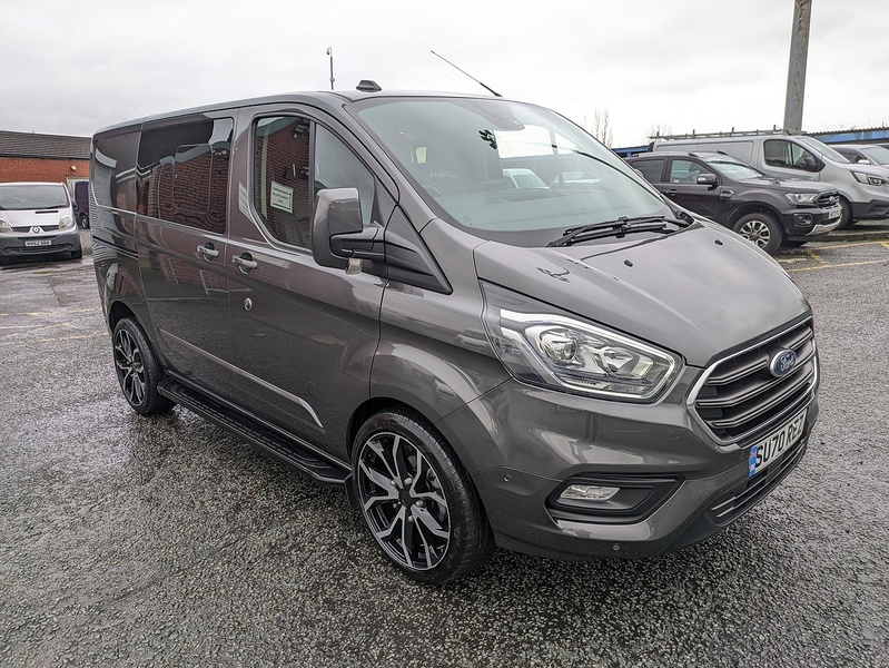 Ford 2.0 300 EcoBlue Limited Crew Van Double Cab 5dr Diesel Auto L1 H1 Euro 6 (s/s) (170 ps)