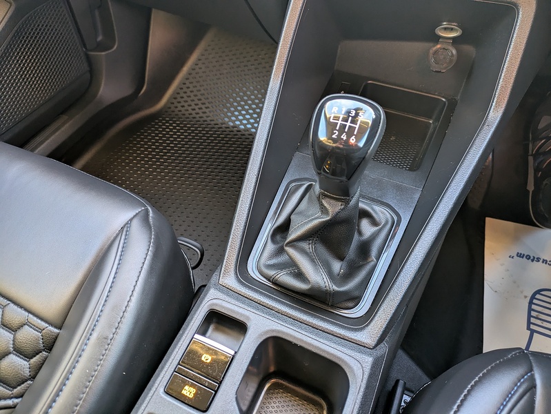 Volkswagen 2.0 TDI C20 Commerce Panel Van 5dr Diesel Manual SWB Euro 6 (s/s) (102 ps)