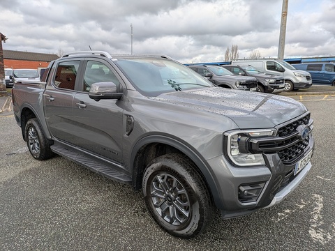 Ford 2.0 TD EcoBlue Wildtrak Pickup Double Cab 4dr Diesel Auto 4WD Euro 6 (s/s) (205 ps)