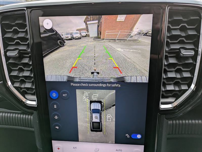 Ford 2.0 TD EcoBlue Wildtrak Pickup Double Cab 4dr Diesel Auto 4WD Euro 6 (s/s) (205 ps)