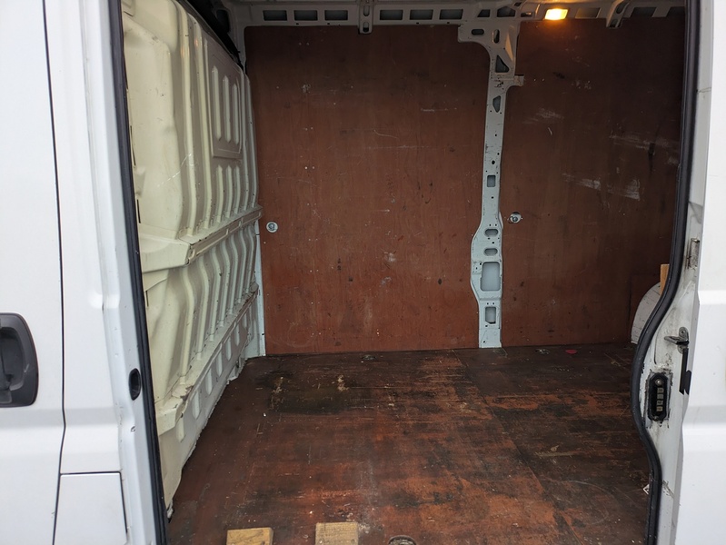 Peugeot 2.2 HDi 335 Professional Panel Van 4dr Diesel Manual L3 H2 (195 g/km, 130 bhp)