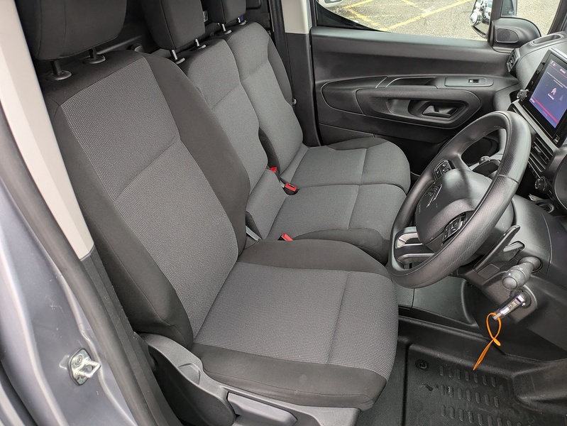 Citroen 1.5 BlueHDi 950 Driver Edition XL Panel Van 6dr Diesel EAT8 LWB Euro 6 (s/s) (130 ps)