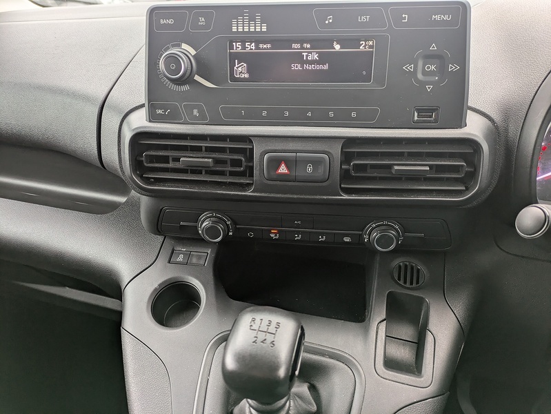 Toyota 1.5 BlueHDi Active Short Panel Van 5dr Diesel Manual SWB Euro 6 (s/s) (100 bhp)