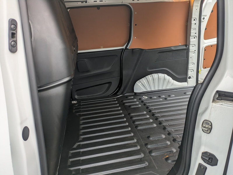 Toyota 1.5 BlueHDi Active Short Panel Van 5dr Diesel Manual SWB Euro 6 (s/s) (100 bhp)