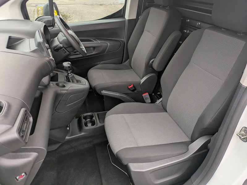 Toyota 1.5 BlueHDi Active Short Panel Van 5dr Diesel Manual SWB Euro 6 (s/s) (100 bhp)