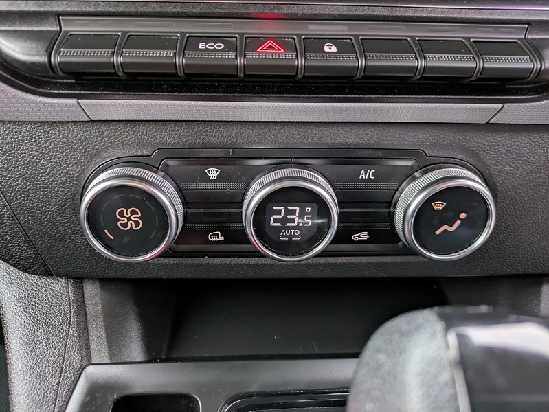 Nissan 45kWh Acenta Panel Van 6dr Electric Auto L1 (122 ps)