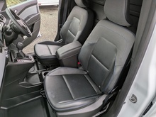 45kWh Acenta Panel Van 6dr Electric Auto L1 (122 ps)