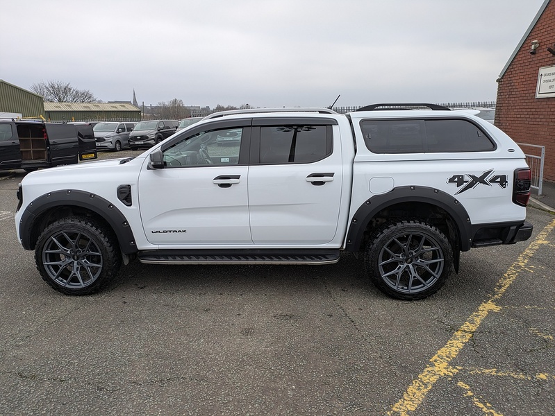 Ford 2.0 TD EcoBlue Wildtrak Pickup Double Cab 4dr Diesel Auto 4WD Euro 6 (s/s) (205 ps)