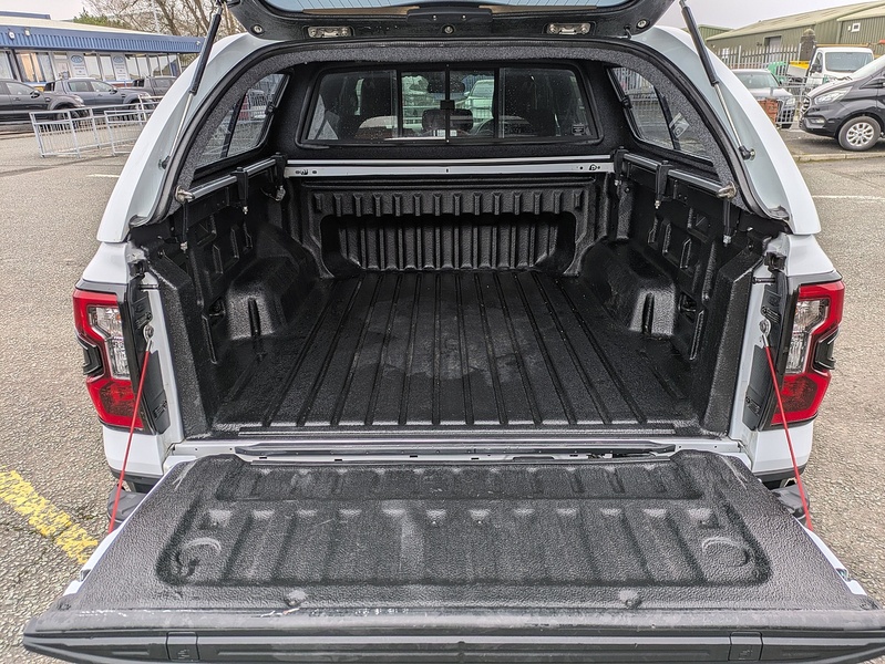 Ford 2.0 TD EcoBlue Wildtrak Pickup Double Cab 4dr Diesel Auto 4WD Euro 6 (s/s) (205 ps)