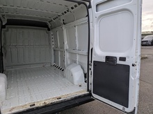2.2 BlueHDi 35 Enterprise Panel Van 5dr Diesel Manual L2 High Roof Euro 6 (s/s) (140 ps)