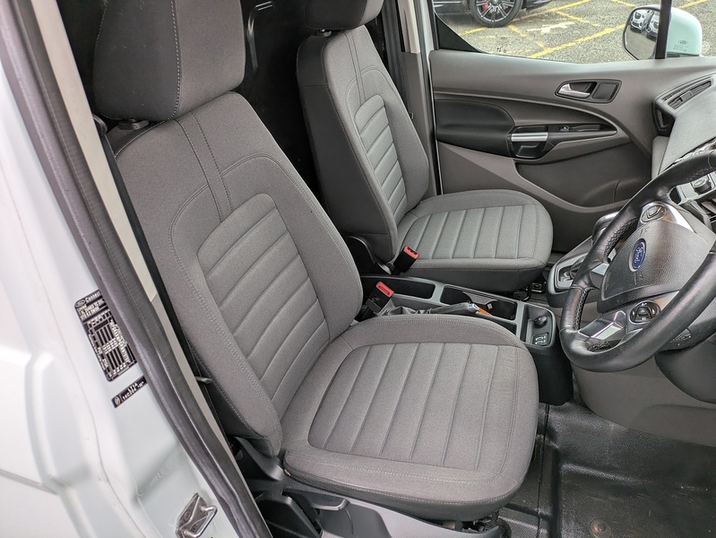 Ford 1.5 200 EcoBlue Limited Panel Van 5dr Diesel Auto L1 Euro 6 (s/s) (120 ps)