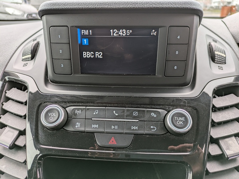 Ford 1.5 200 EcoBlue Limited Panel Van 5dr Diesel Auto L1 Euro 6 (s/s) (120 ps)