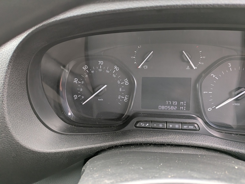 Peugeot 2.0 BlueHDi 1400 Professional Premium Standard Panel Van 6dr Diesel Manual MWB Euro 6 (s/s) (145 ps)